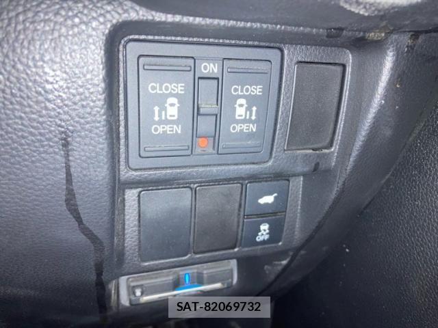 Honda STEP WGN 2023-09 7359984-25