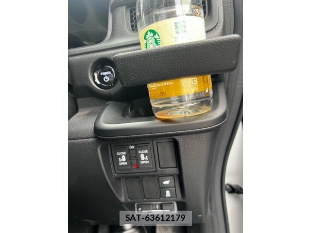 Honda STEP WGN 2024-01 7458125-18