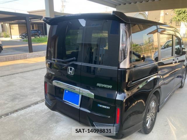 Honda STEP WGN 2017-09 7620422-4
