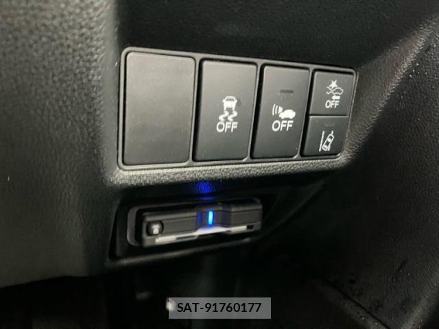 Honda STEP WGN 2019-08 7789507-10