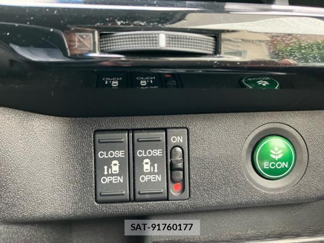 Honda STEP WGN 2019-08 7789507-11
