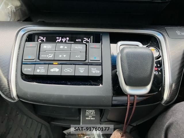 Honda STEP WGN 2019-08 7789507-13