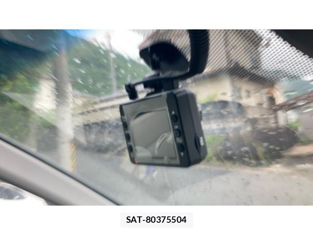 Honda STEP WGN 2018-04 7879708-22