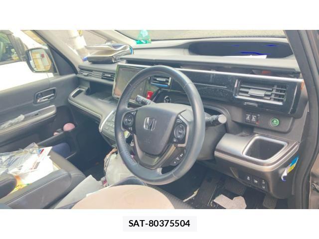 Honda STEP WGN 2018-04 7879708-8