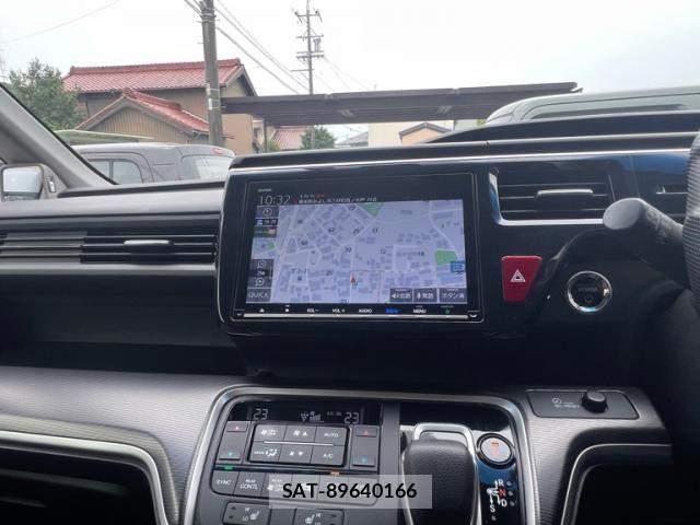 Honda STEP WGN 2018-11 7879706-15