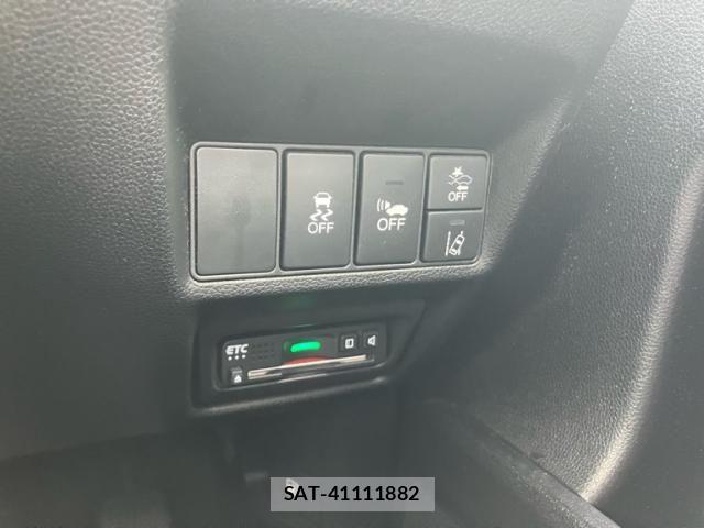 Honda STEP WGN 2018-03 7879707-13