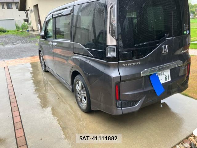 Honda STEP WGN 2018-03 7879707-2