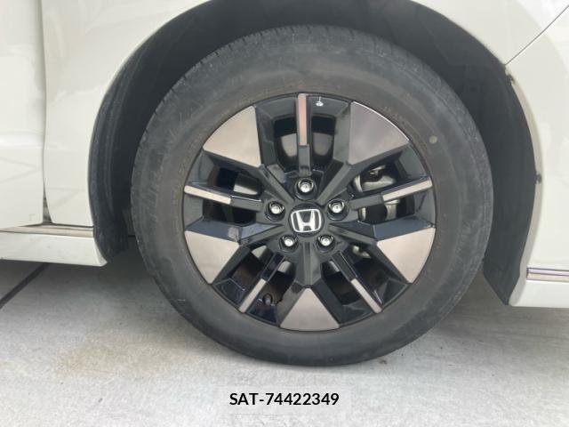 Honda STEP WGN 2022-07 7879705-23