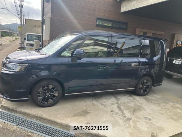 Honda STEP WGN 2023-07 8075739-3