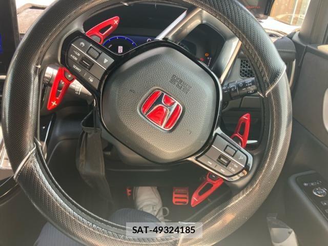 Honda STEP WGN 2022-11 8102086-13