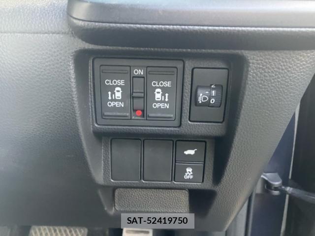 Honda STEP WGN 2023-02 8102094-22