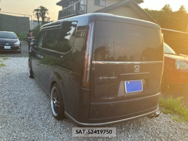 Honda STEP WGN 2023-02 8102094-4