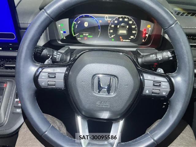 Honda STEP WGN 2023-10 8210443-16