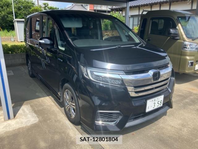 Honda STEP WGN 2017-09 8231937-1