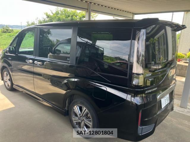 Honda STEP WGN 2017-09 8231937-2