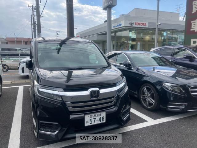 Honda STEP WGN 2017-10 8231938-1