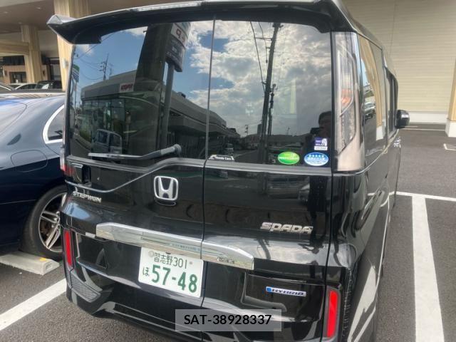 Honda STEP WGN 2017-10 8231938-3