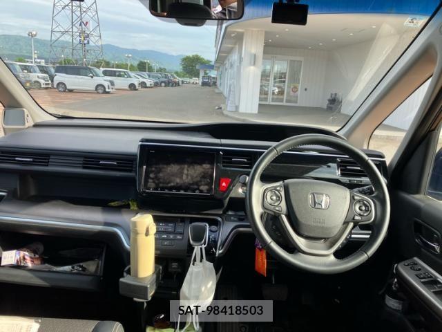 Honda STEP WGN 2021-02 8338030-13