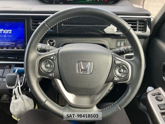 Honda STEP WGN 2021-02 8338030-19