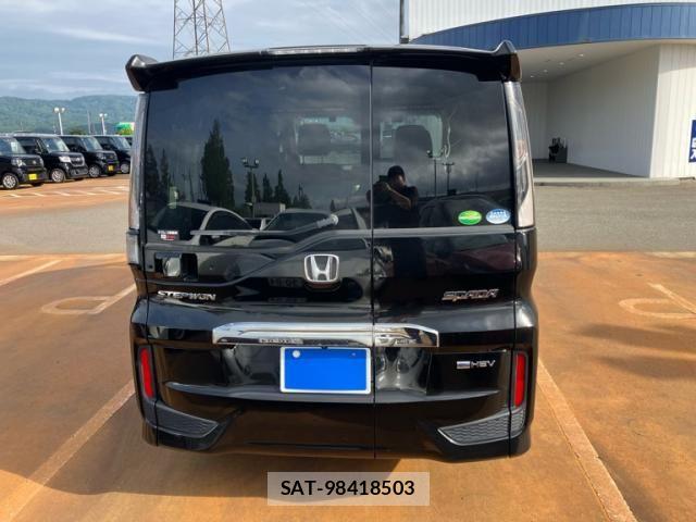 Honda STEP WGN 2021-02 8338030-6