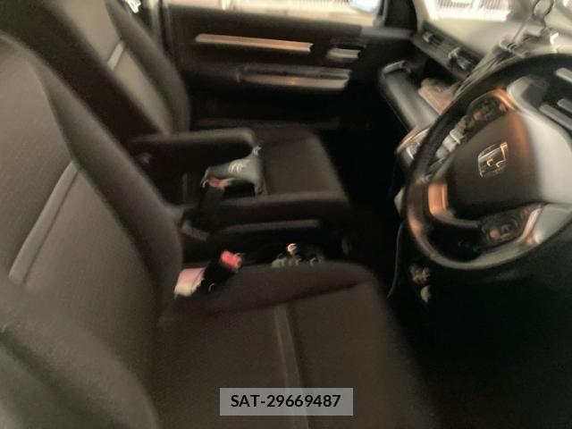 Honda STEP WGN 2018-01 8372236-14