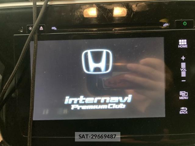 Honda STEP WGN 2018-01 8372236-17