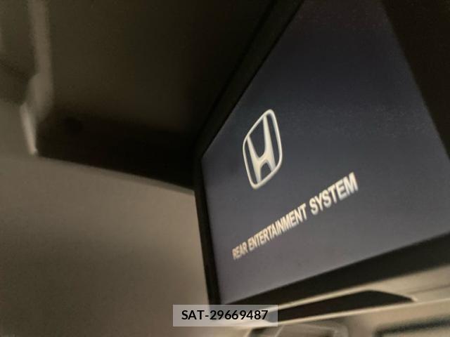 Honda STEP WGN 2018-01 8372236-23