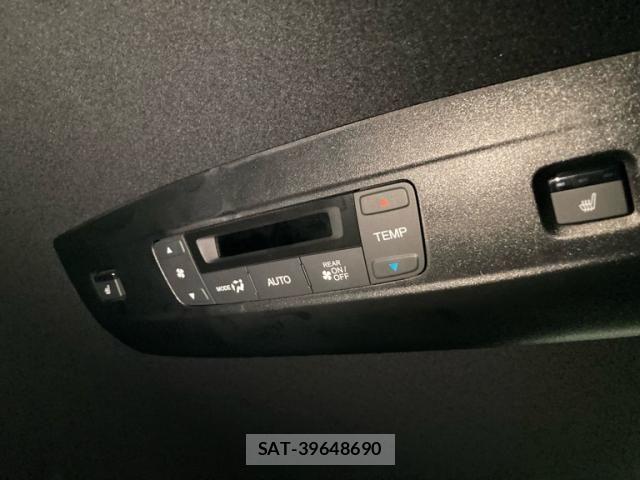 Honda STEP WGN 2023-11 8458530-11