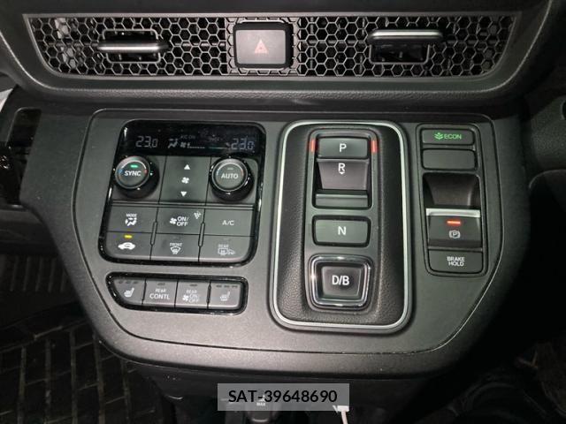 Honda STEP WGN 2023-11 8458530-21