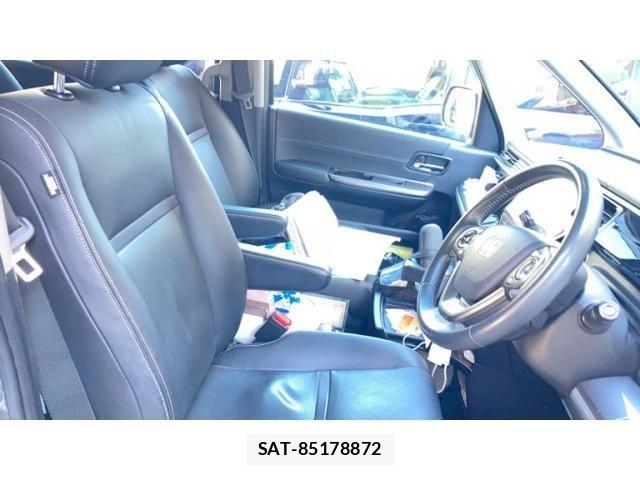 Honda STEP WGN 2018-05 8527537-10