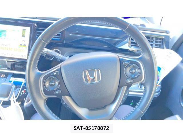 Honda STEP WGN 2018-05 8527537-12