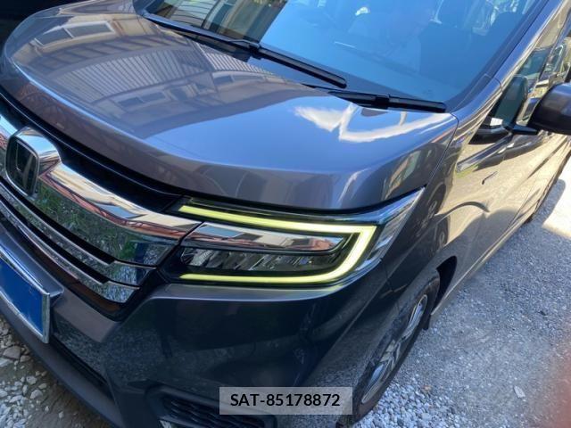 Honda STEP WGN 2018-05 8527537-1