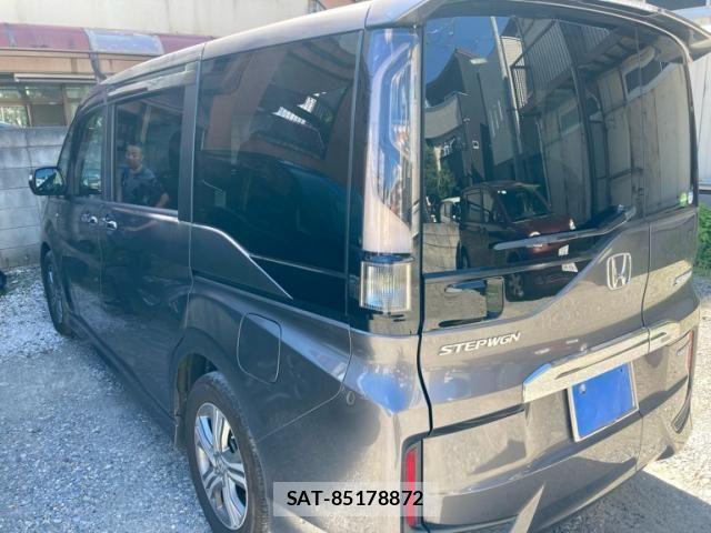 Honda STEP WGN 2018-05 8527537-3