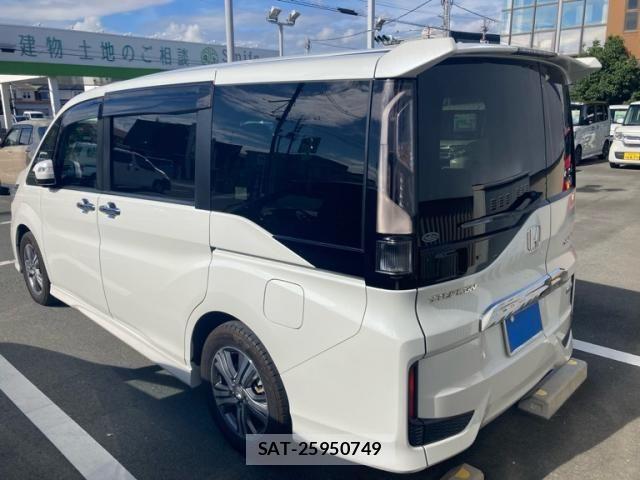 Honda STEP WGN 2020-09 8527531-1