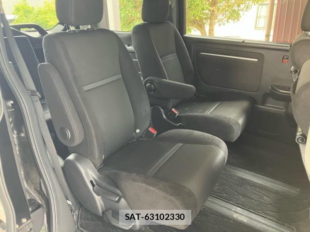 Honda STEP WGN 2018-03 8746086-15