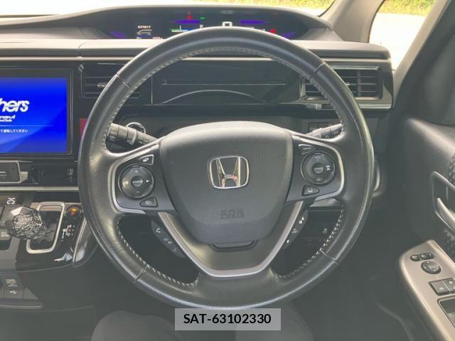 Honda STEP WGN 2018-03 8746086-25