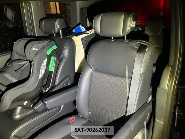 Honda STEP WGN 2023-08 8782186-14