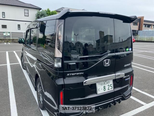 Honda STEP WGN 2018-04 8782187-1