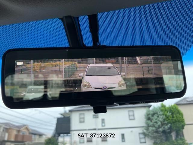 Honda STEP WGN 2018-04 8782187-21