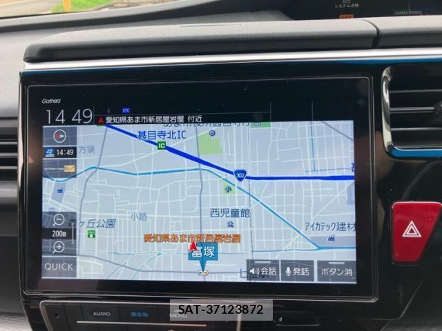 Honda STEP WGN 2018-04 8782187-23