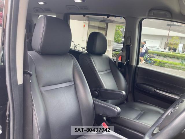 Honda STEP WGN 2018-01 8797599-15