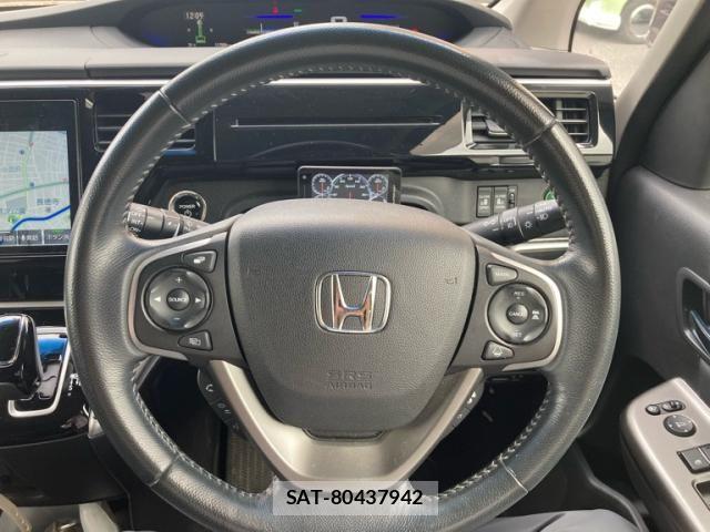 Honda STEP WGN 2018-01 8797599-20