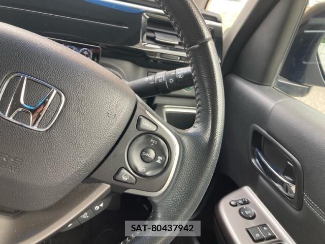Honda STEP WGN 2018-01 8797599-21