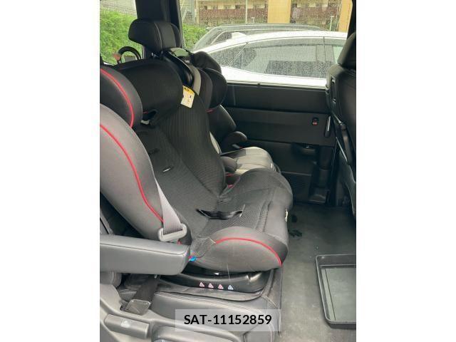 Honda STEP WGN 2022-12 8882375-9