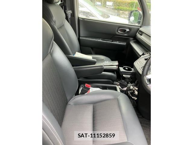 Honda STEP WGN 2022-12 8882375-16