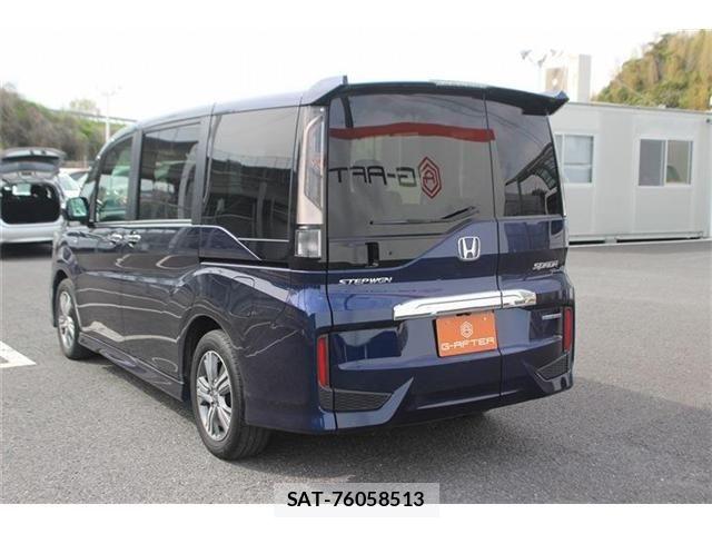 Honda STEP WGN 2018-11 6019822-11