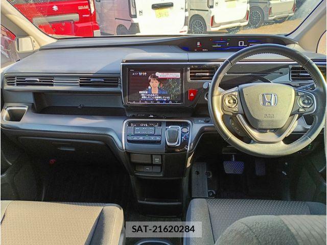 Honda STEP WGN 2018-03 6678243-1