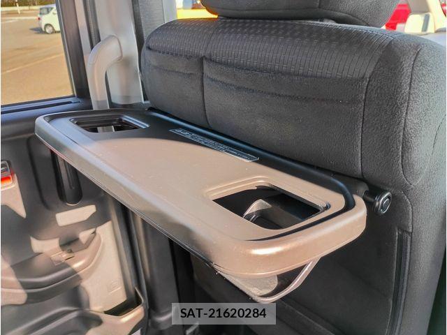 Honda STEP WGN 2018-03 6678243-7
