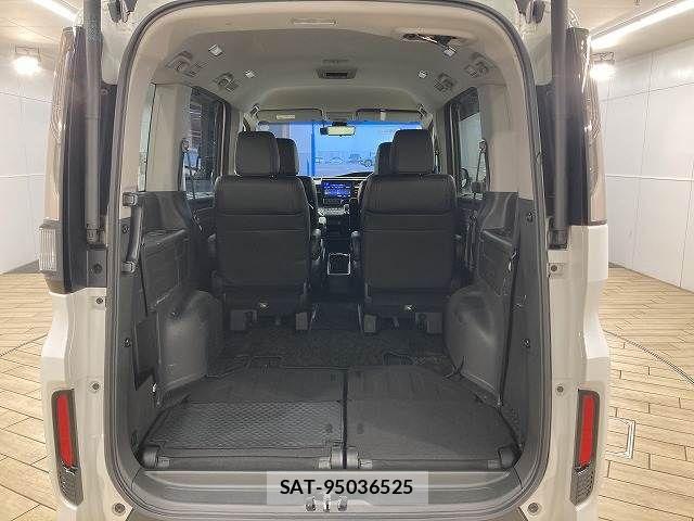 Honda STEP WGN 2019-09 6791640-12