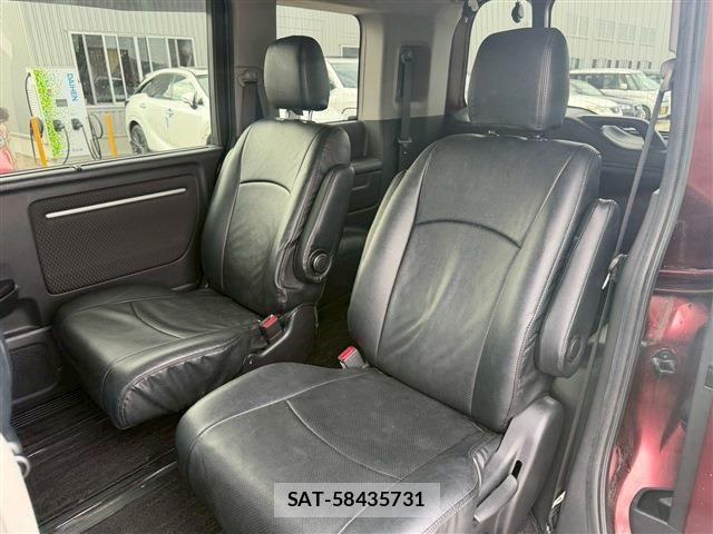 Honda STEP WGN 2021-11 6791638-14